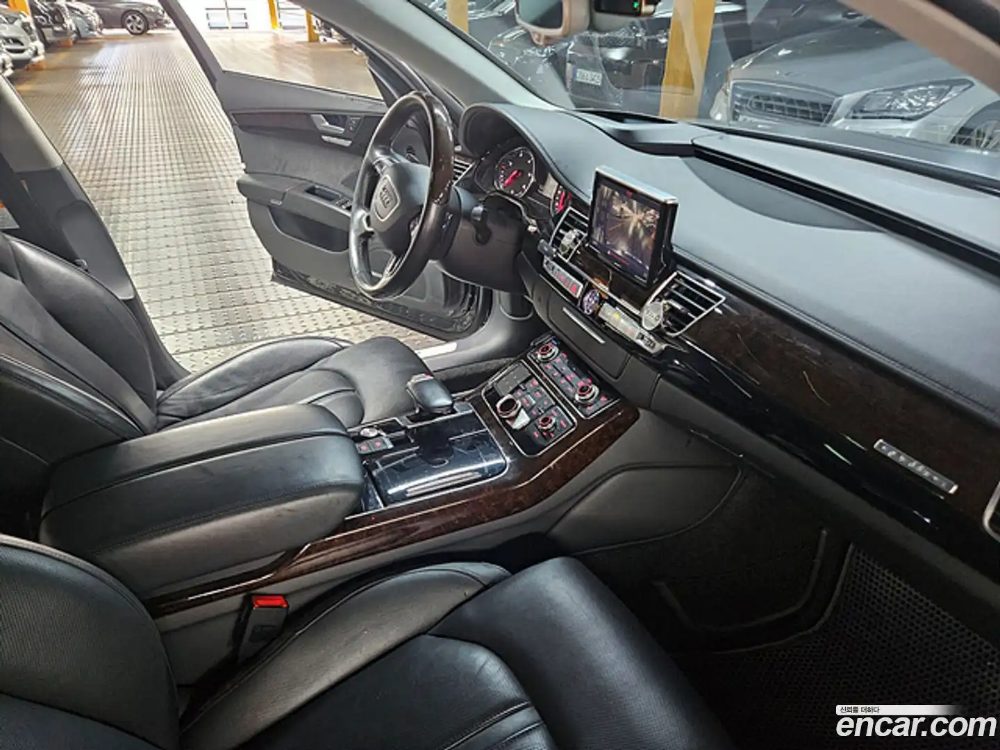 A8 Audi 2014.9-OPTION-015