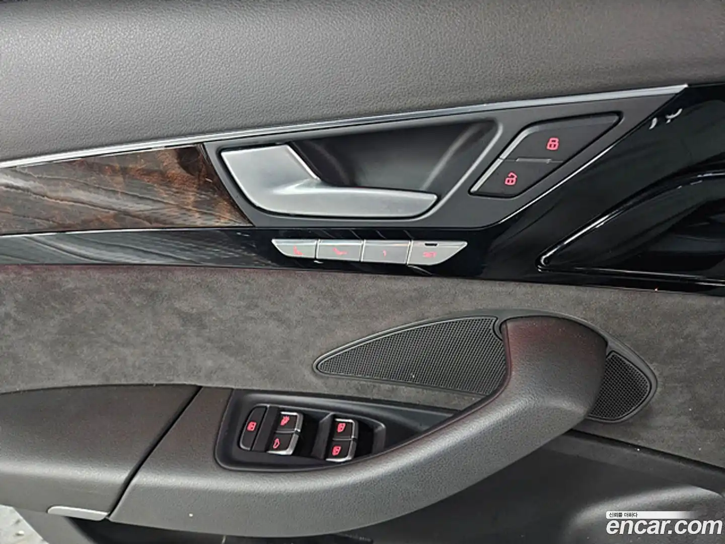 A8 Audi 2014.9-OPTION-021
