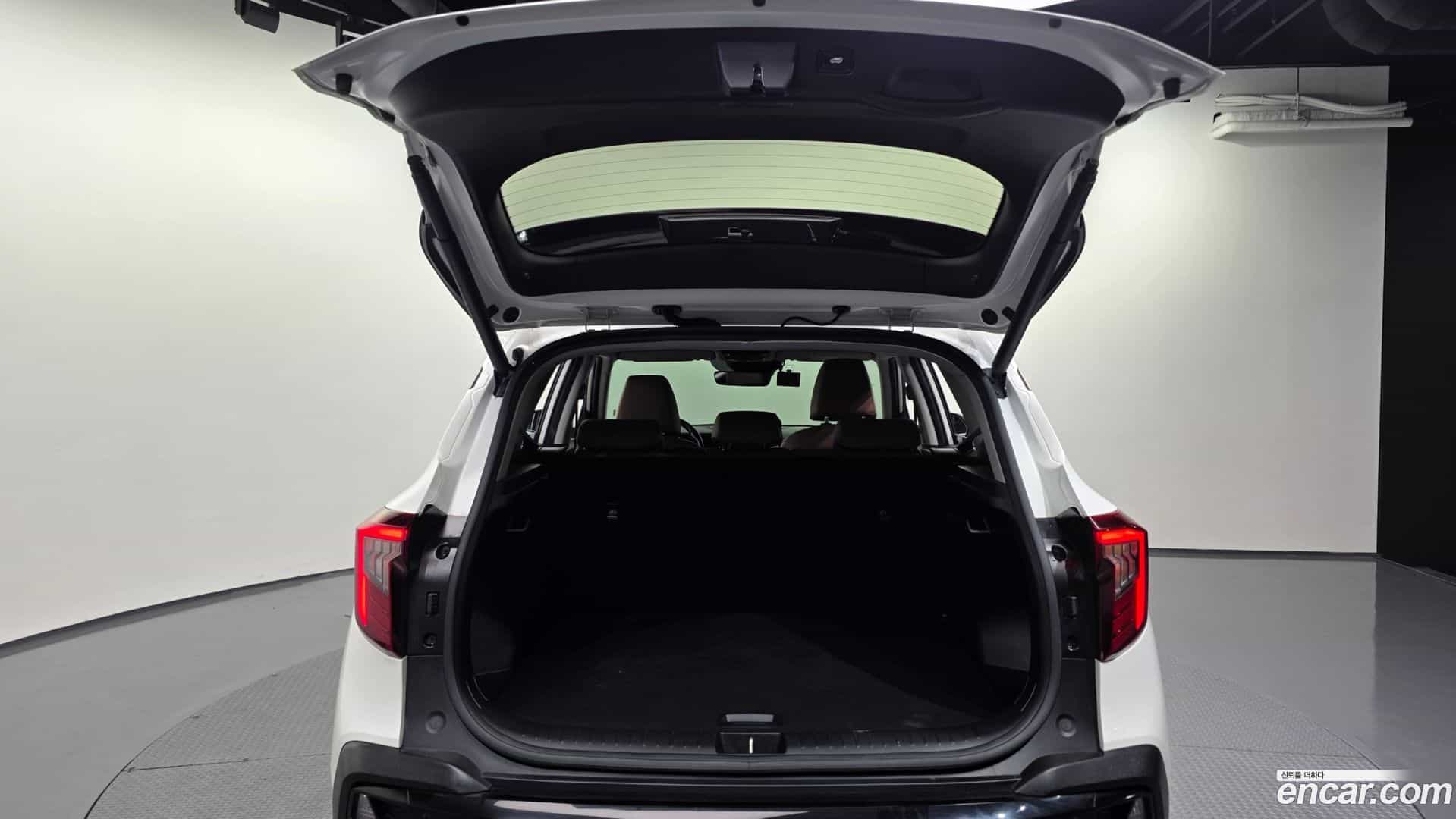 Seltos Kia 2023.6-OPTION-024