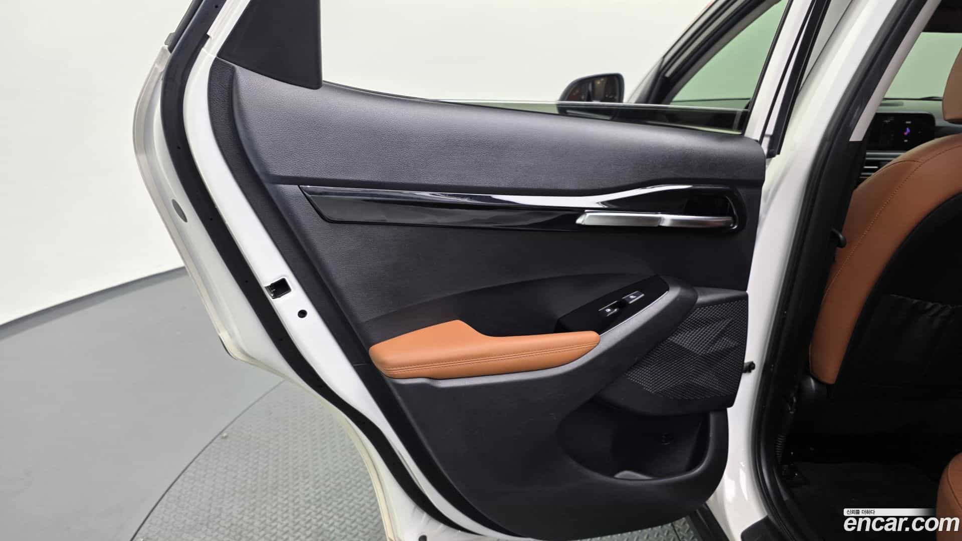 Seltos Kia 2023.6-INNER-035