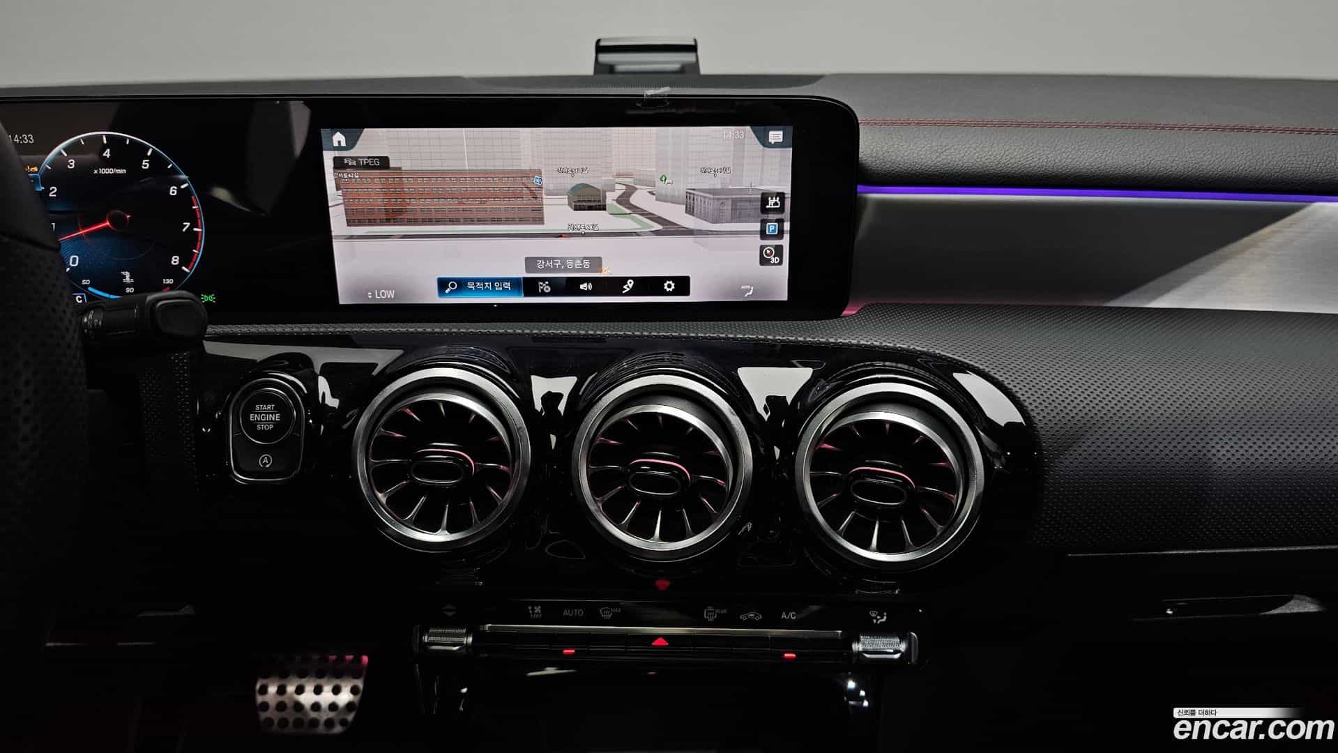 CLA-Class Mercedes-Benz 2023.0-OPTION-018