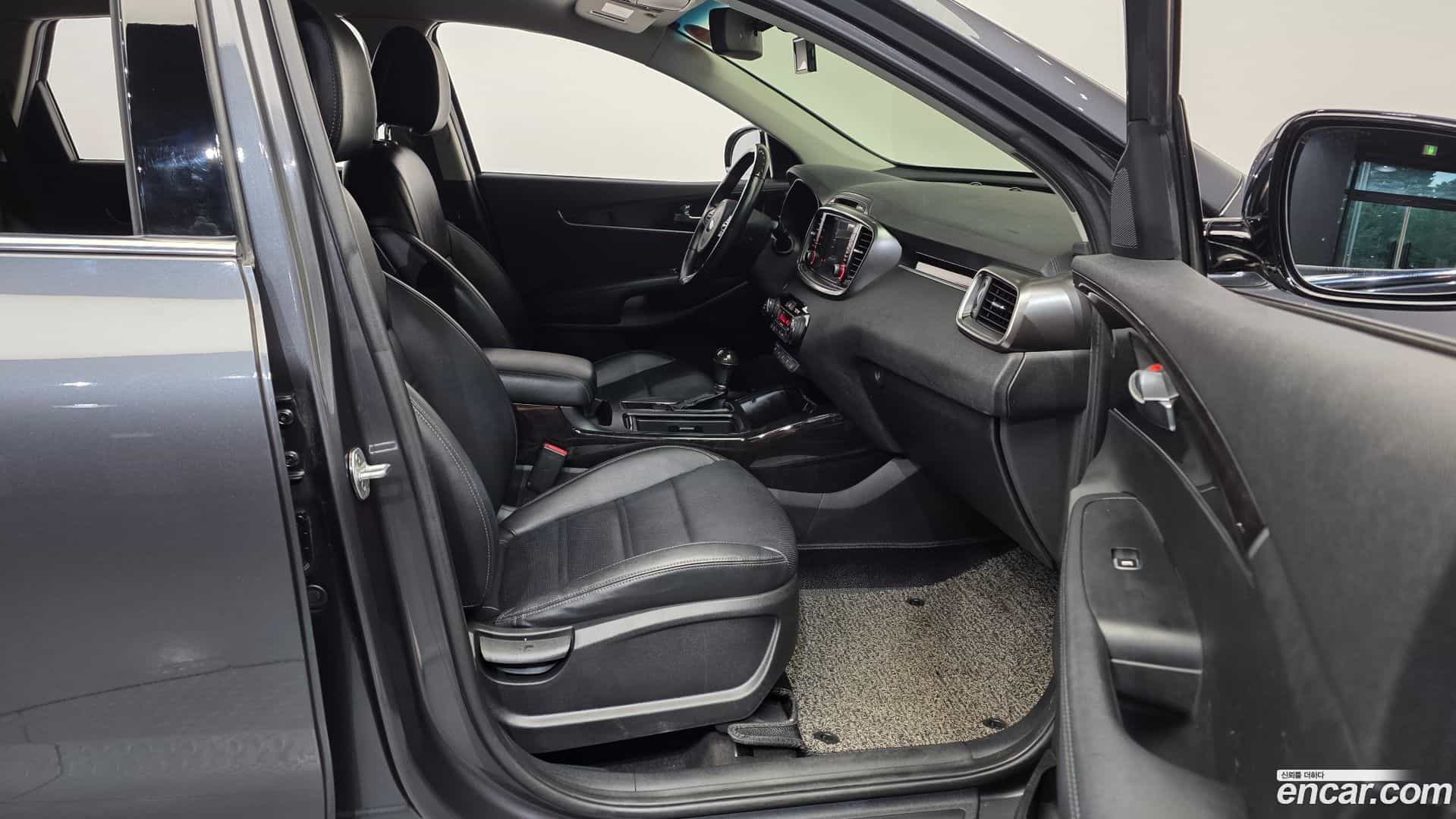 Sorento Kia 2016.4-OPTION-015