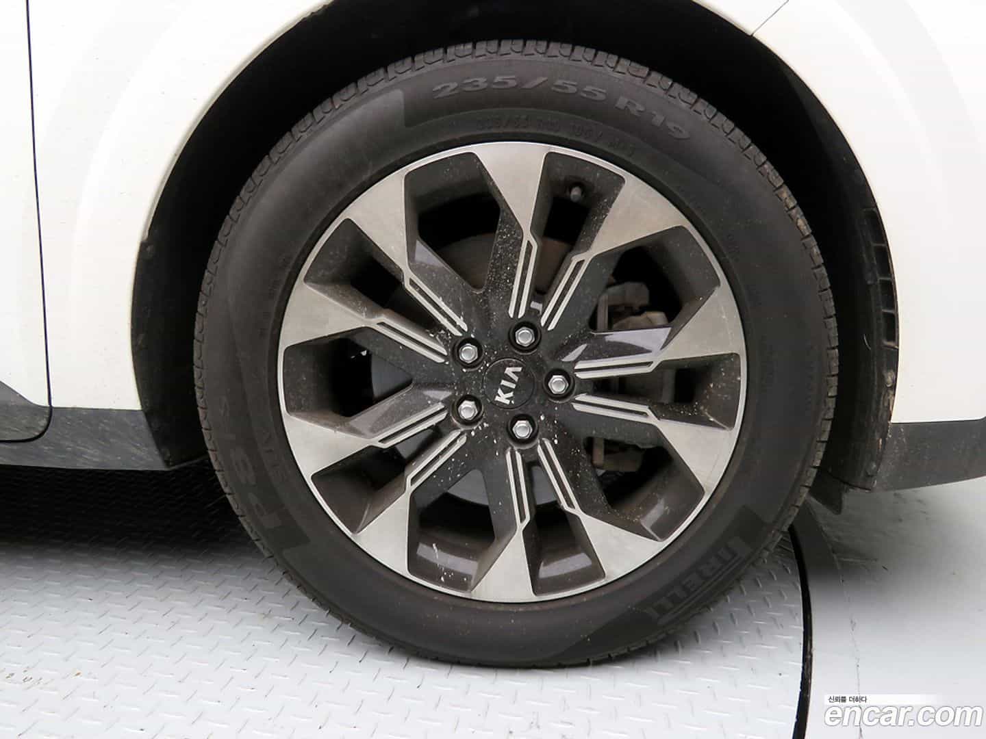 Canival Kia 2020.8-OPTION-024