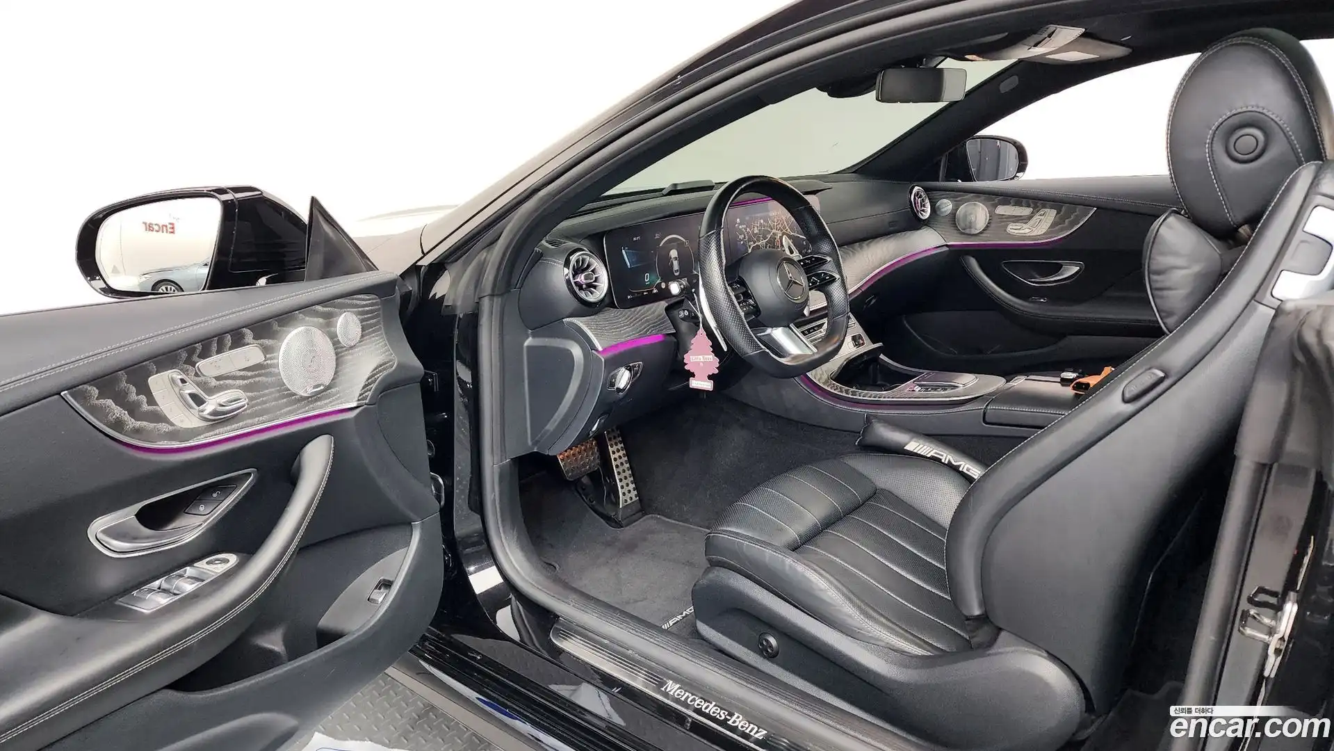 E-Class Mercedes-Benz 2021.2-INNER-010