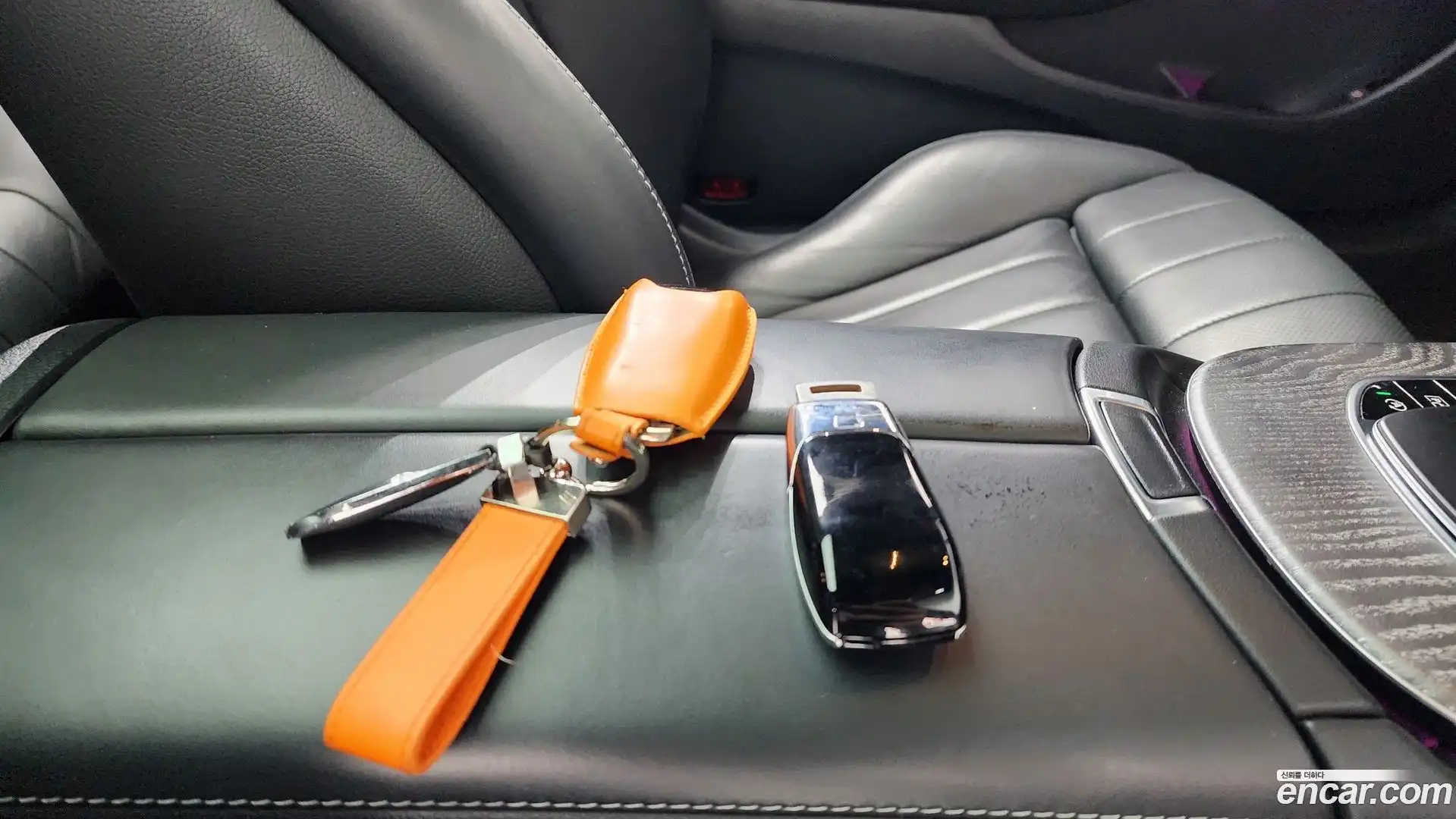 E-Class Mercedes-Benz 2021.2-OPTION-020