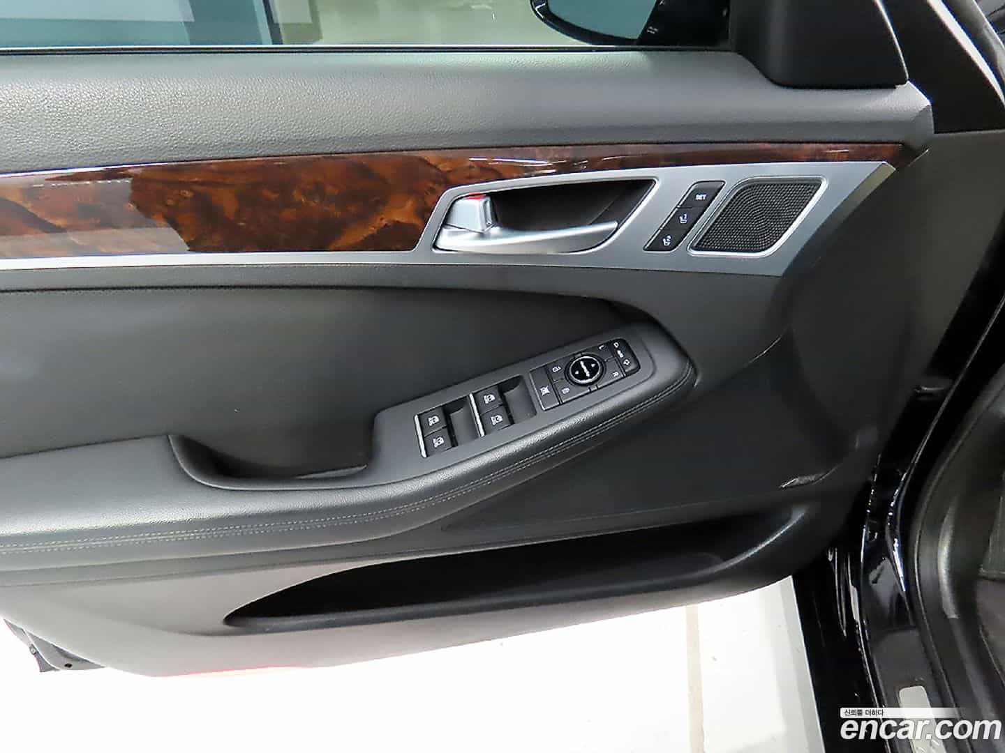 Genesis Hyundai 2016.5-OPTION-019