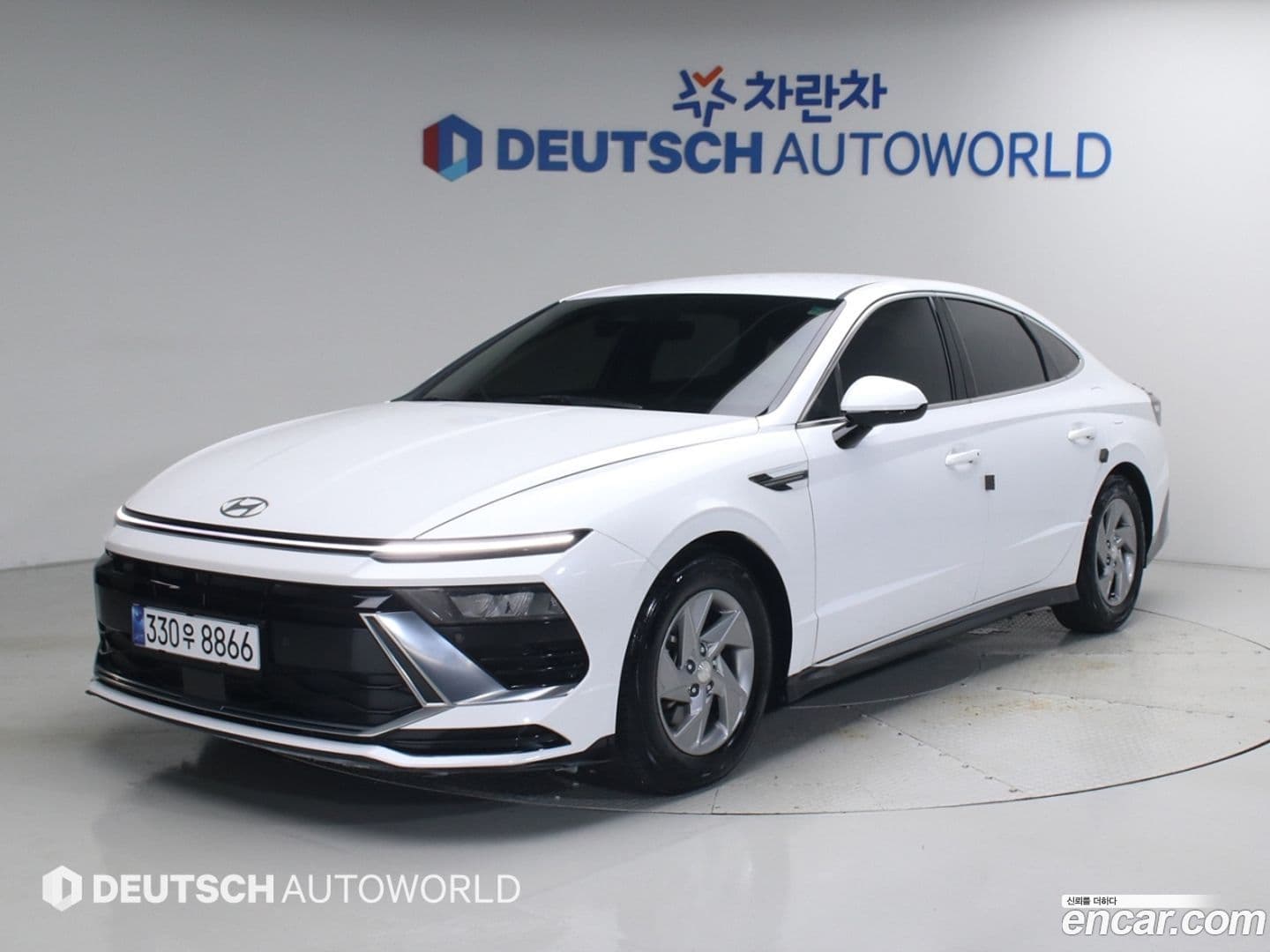 Main__Slider__Photo:Sonata Hyundai 2023.6-0