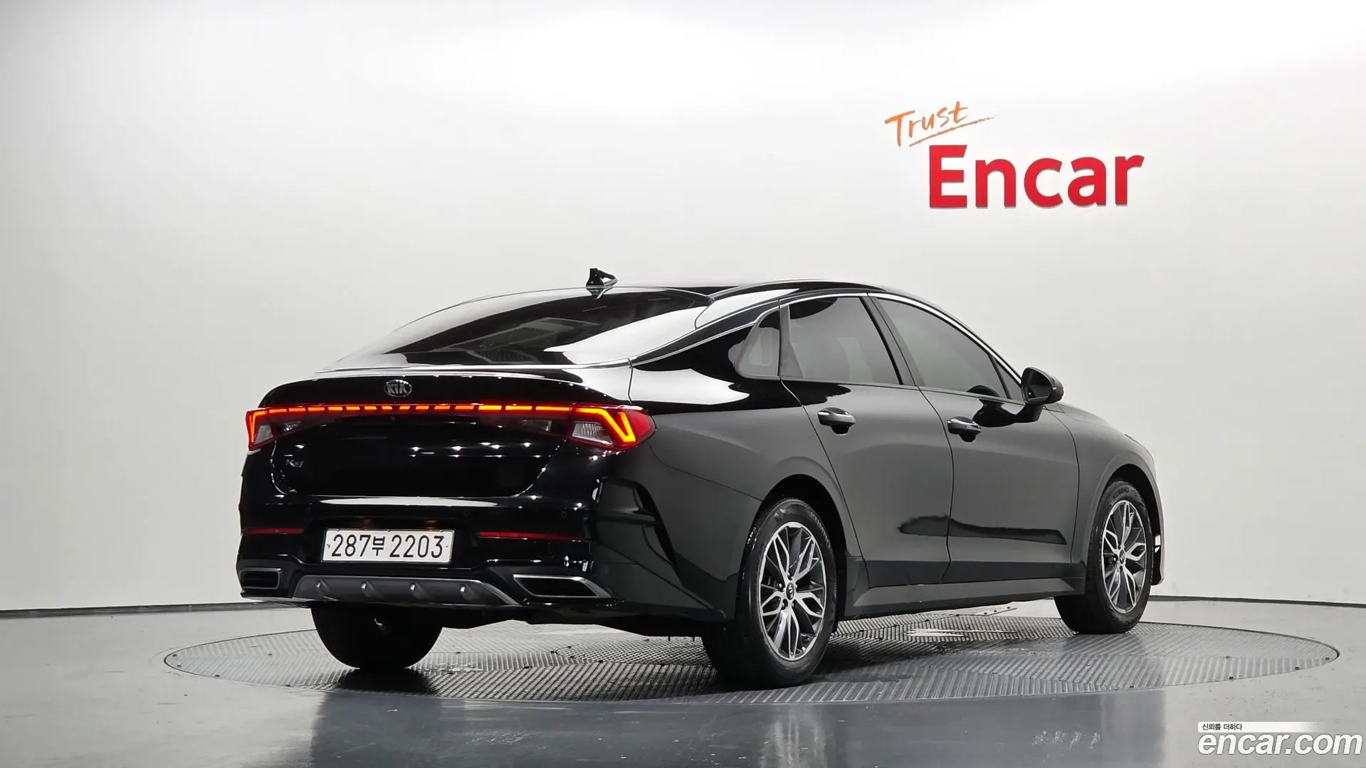 Main__Slider__Photo:K5 Kia 2021.3-1