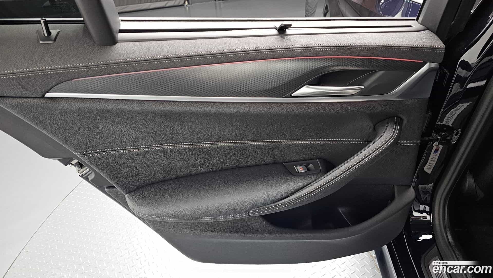 5-Series BMW 2023.1-INNER-035