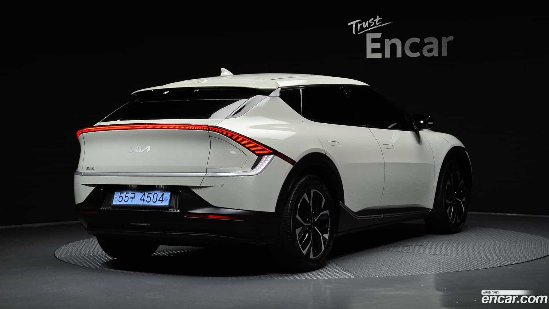 EV6 Kia 2023.3-OUTER-002