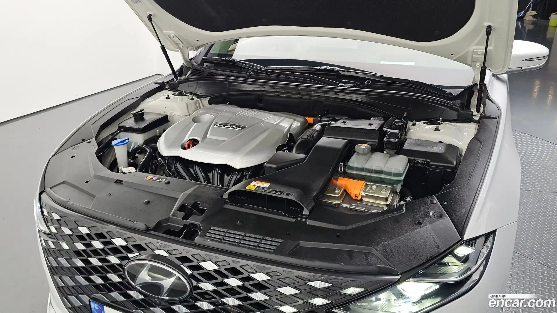 Grandeur Hyundai 2020.6-OUTER-006