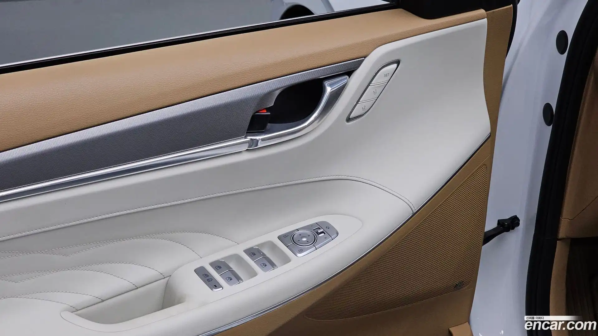 Grandeur Hyundai 2020.6-OPTION-022