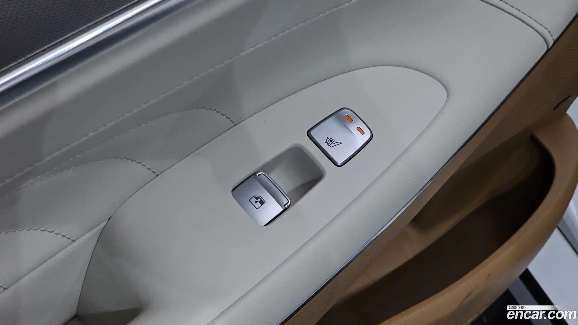 Grandeur Hyundai 2020.6-OPTION-023