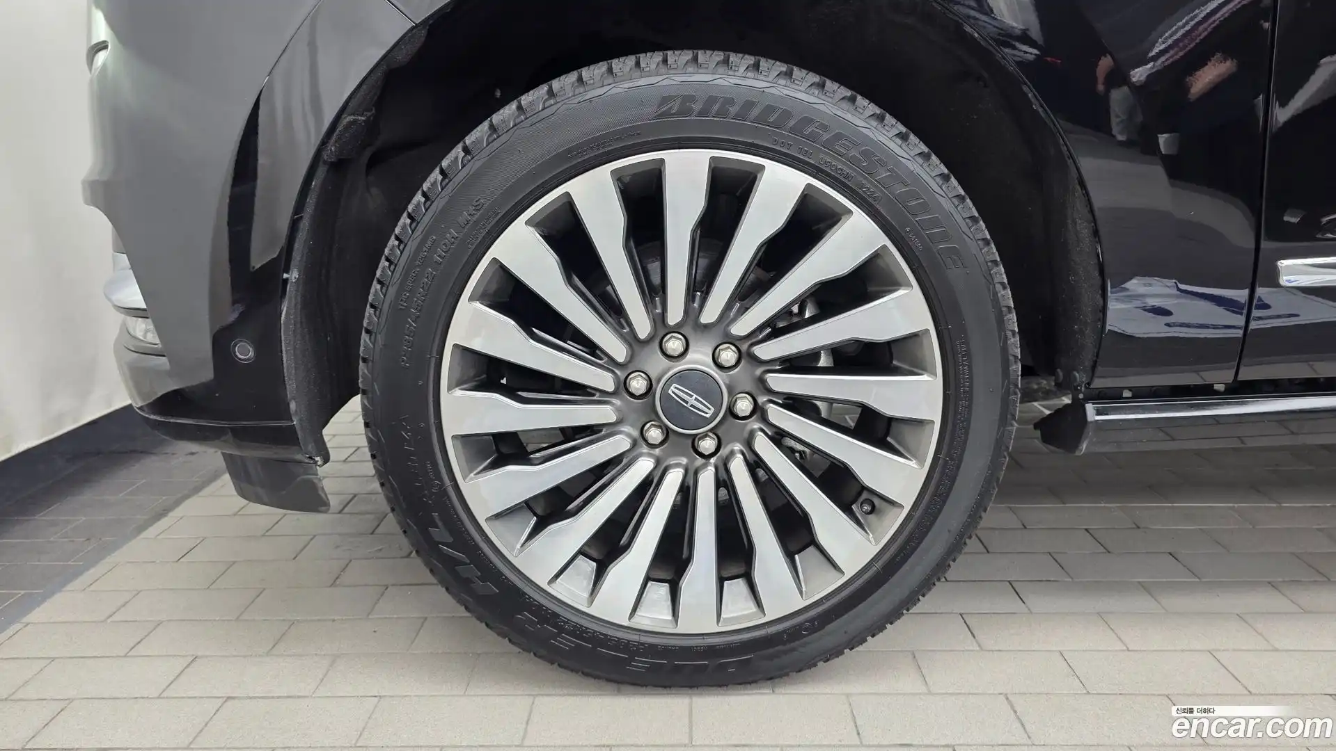 Navigator Lincoln 2021.7-OUTER-005