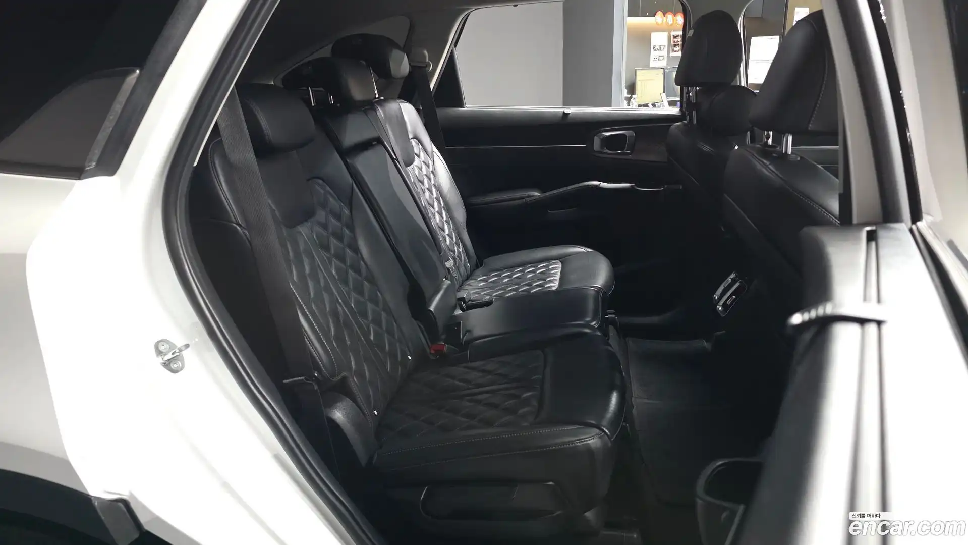 Sorento Kia 2022.8-OPTION-016