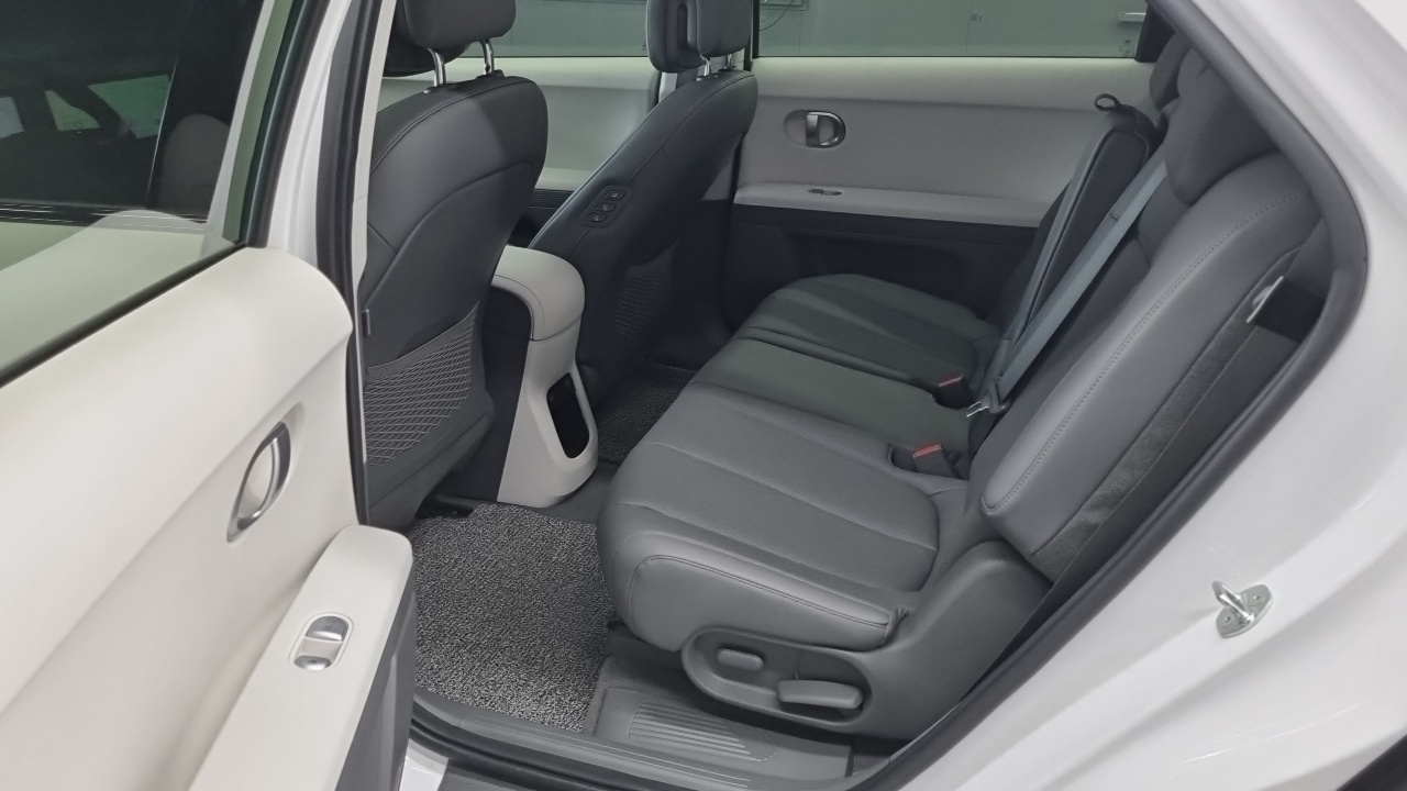 Ioniq5 Hyundai 2024.5-INNER-008