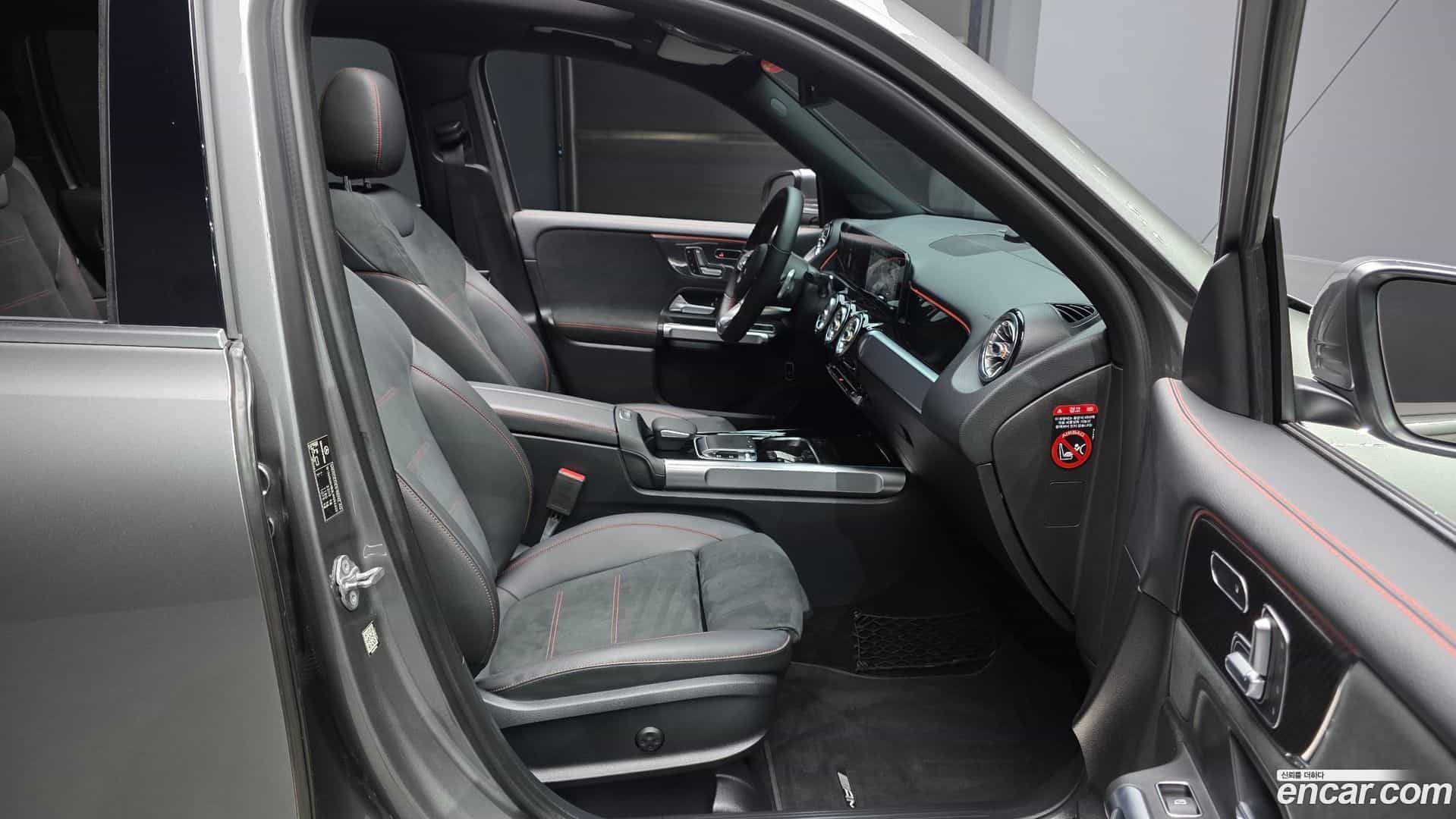 GLB-Class Mercedes-Benz 2020.9-OPTION-015