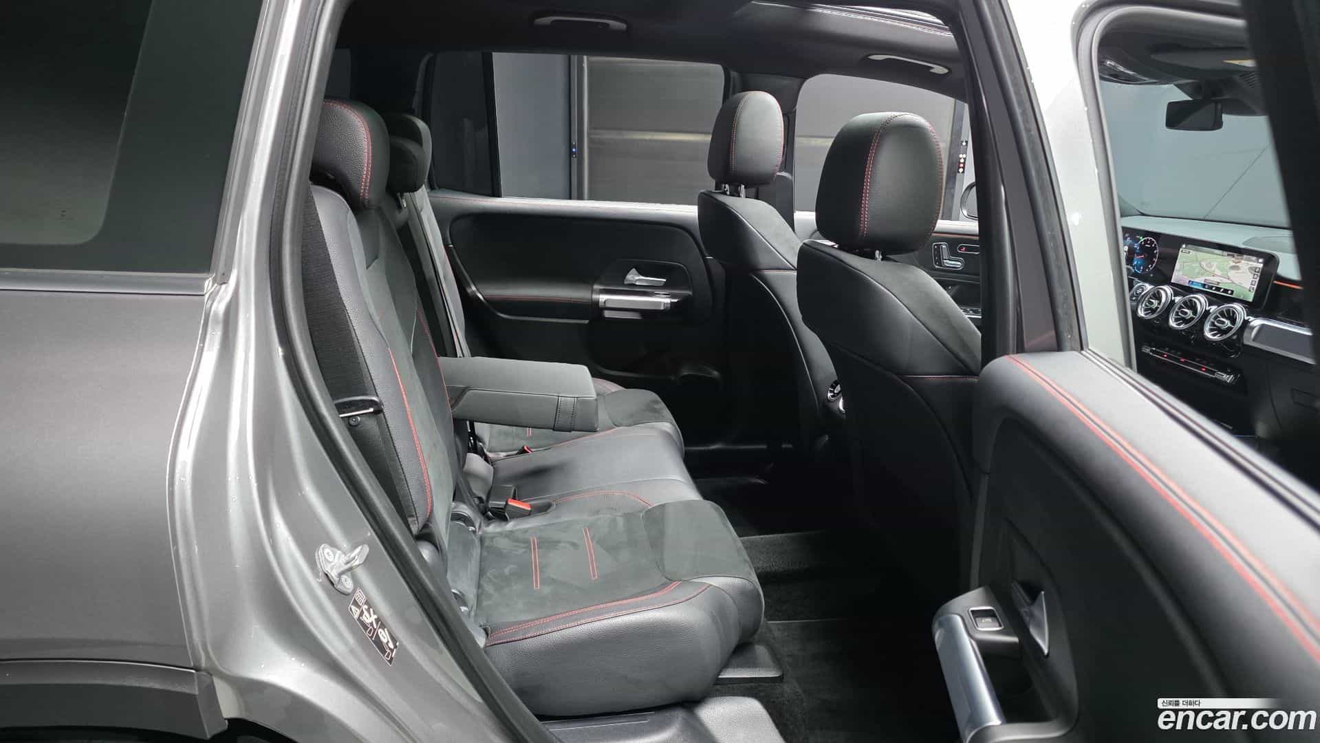 GLB-Class Mercedes-Benz 2020.9-OPTION-016