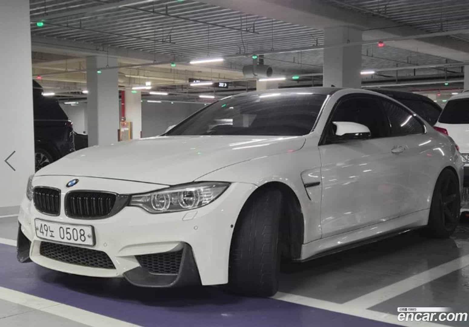 M4 BMW 2016.1-OUTER-001