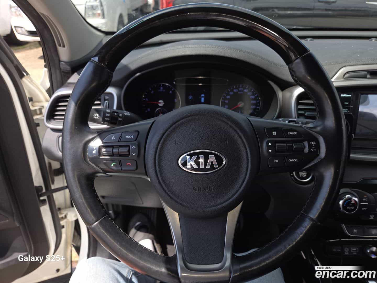 Sorento Kia 2015.0-OPTION-021
