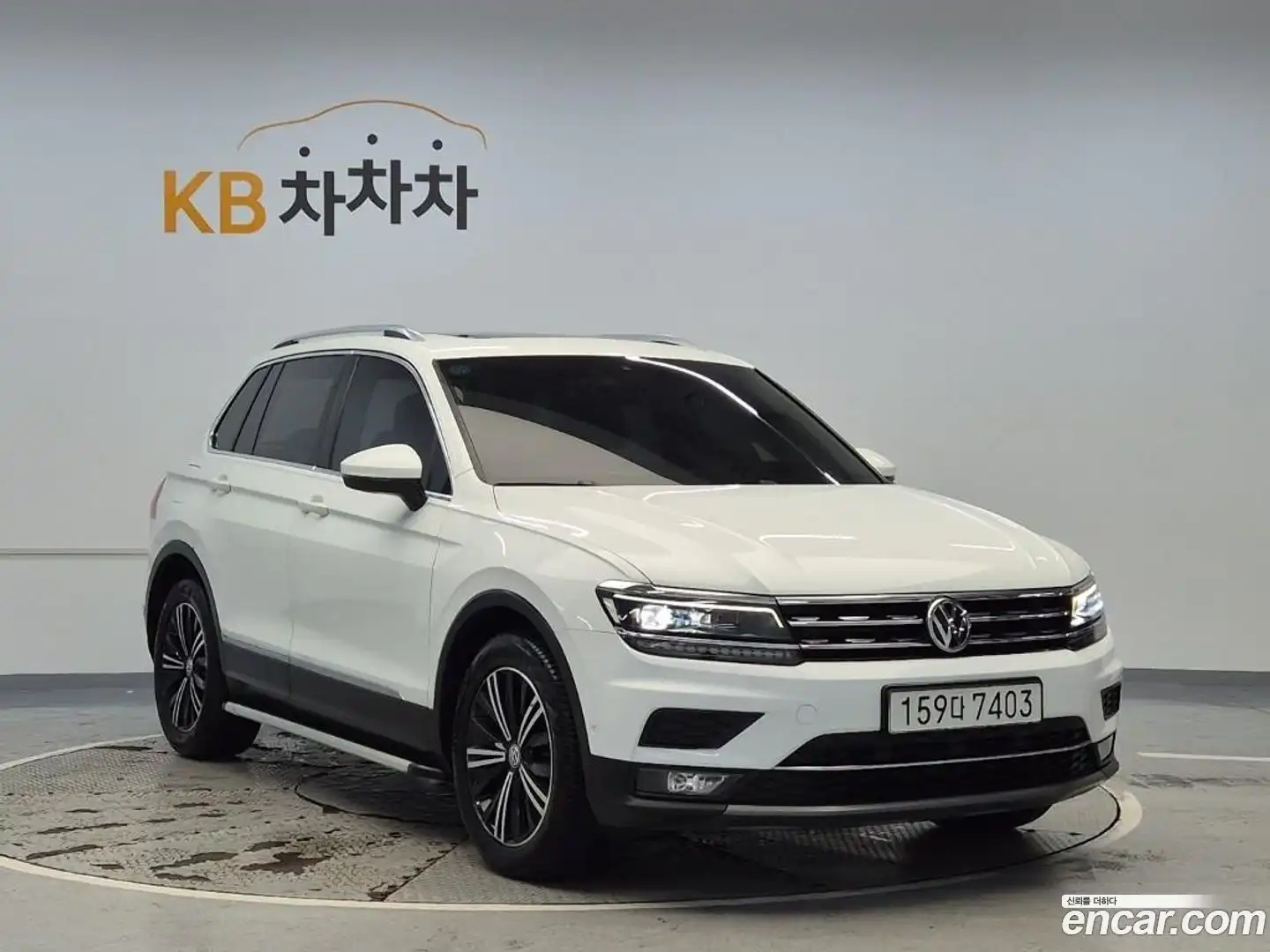 Tiguan Volkswagen 2020.6-OUTER-004