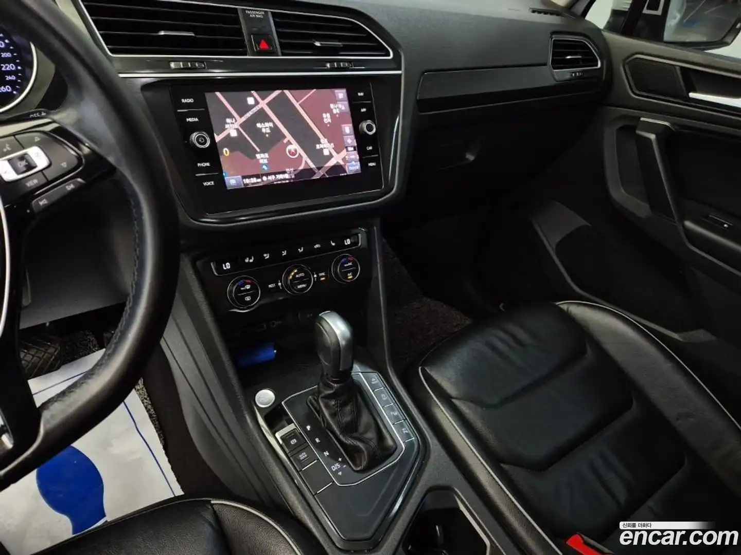 Tiguan Volkswagen 2020.6-INNER-010