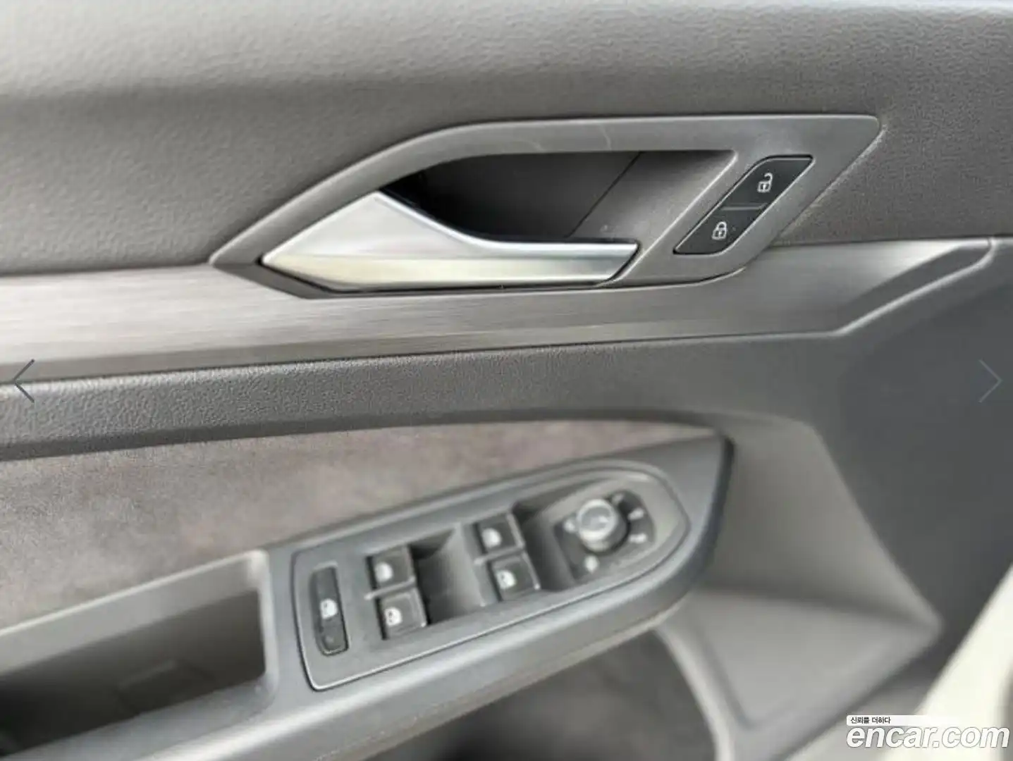 Golf Volkswagen 2023.7-INNER-010