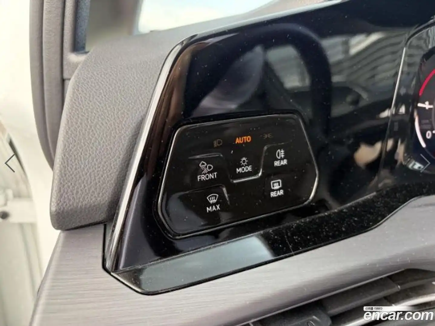 Golf Volkswagen 2023.7-OPTION-015