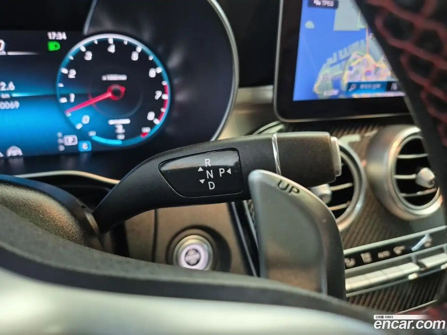 GLC-Class Mercedes-Benz 2020.9-INNER-008