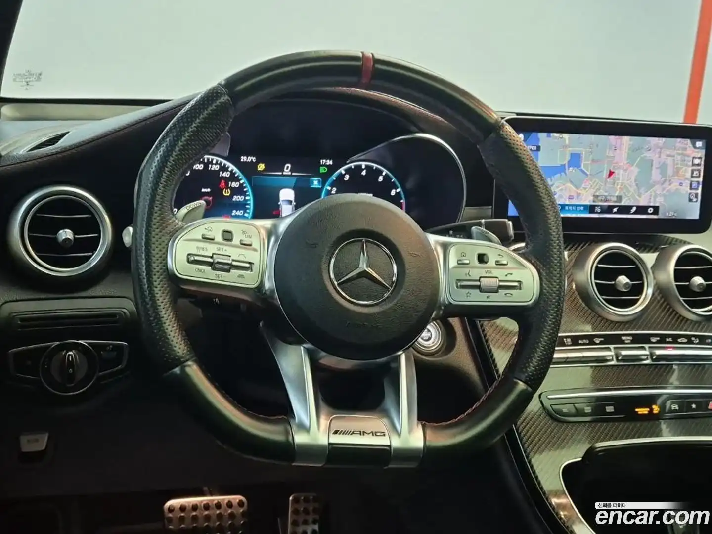 GLC-Class Mercedes-Benz 2020.9-INNER-009