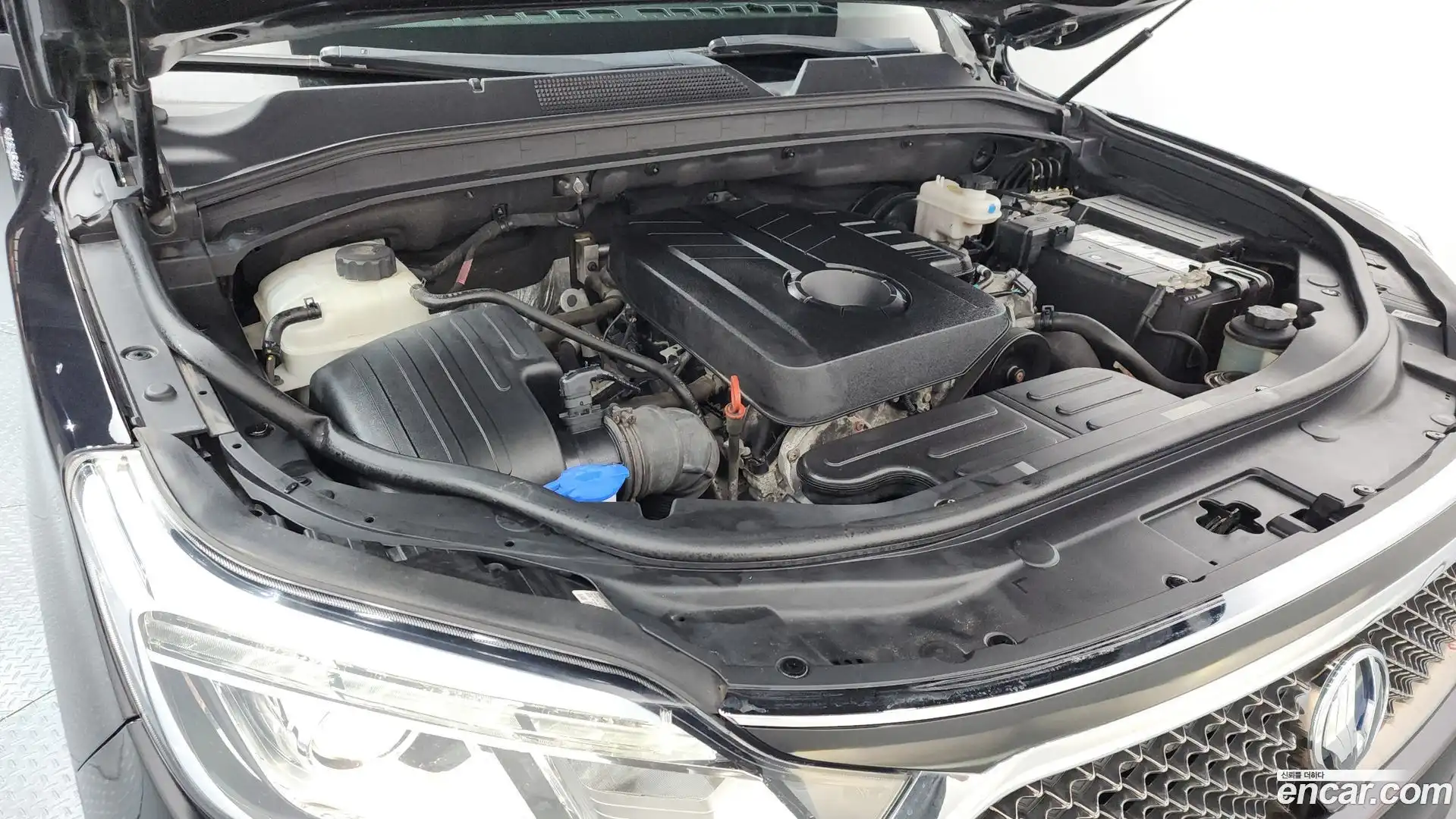 Rexton KG Mobility 2018.8-OUTER-006
