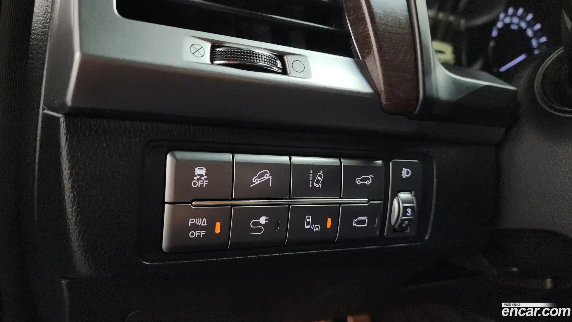 Rexton KG Mobility 2018.8-OPTION-020