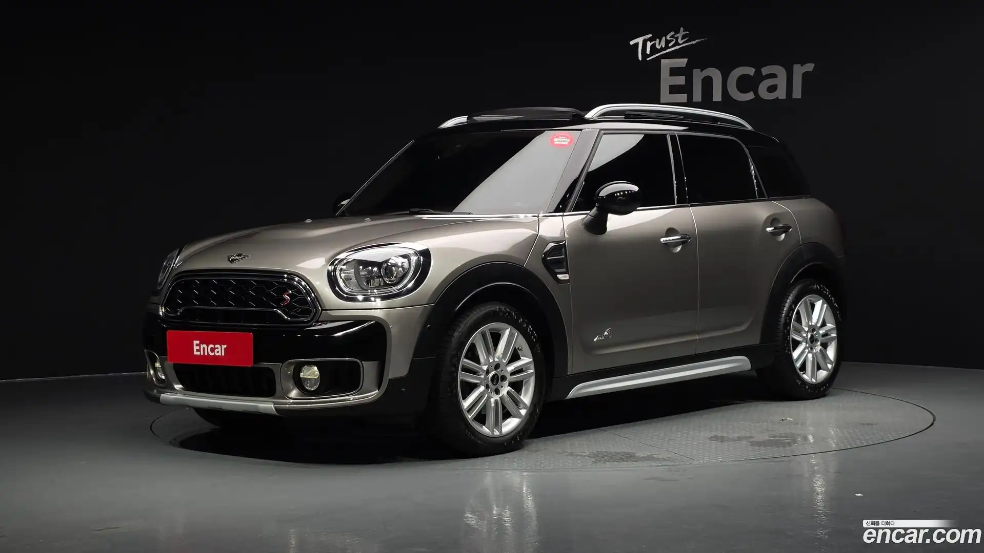 Countryman Mini 2018.11-OUTER-001