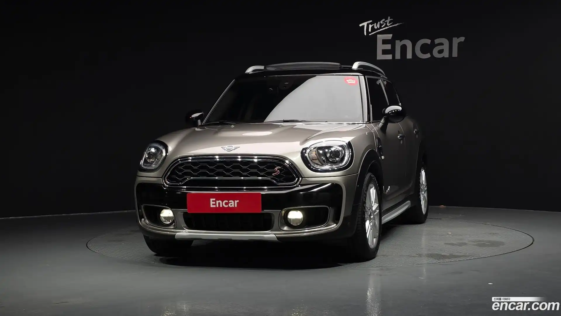 Countryman Mini 2018.11-OUTER-003
