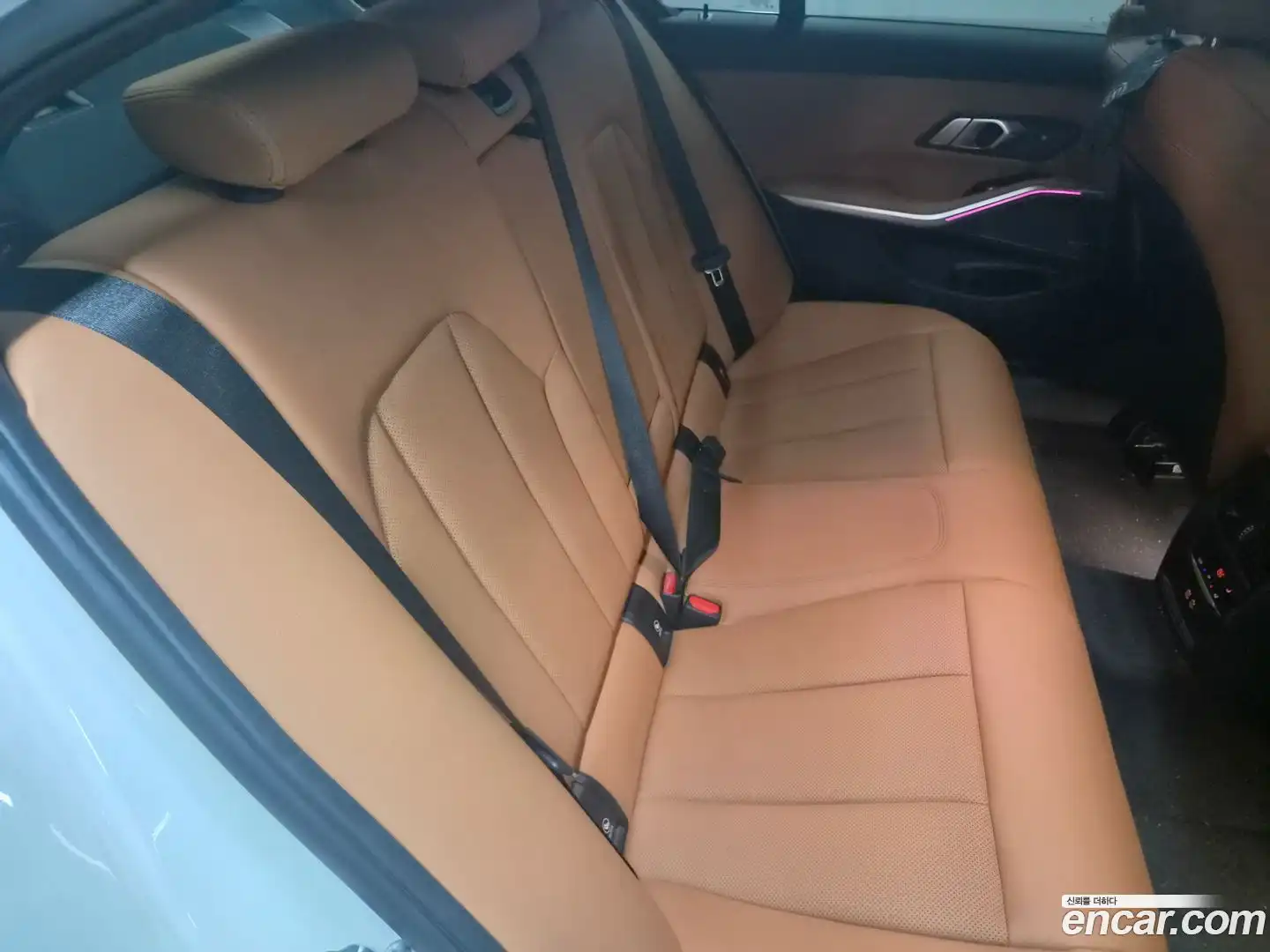 3-Series BMW 2023.8-INNER-007
