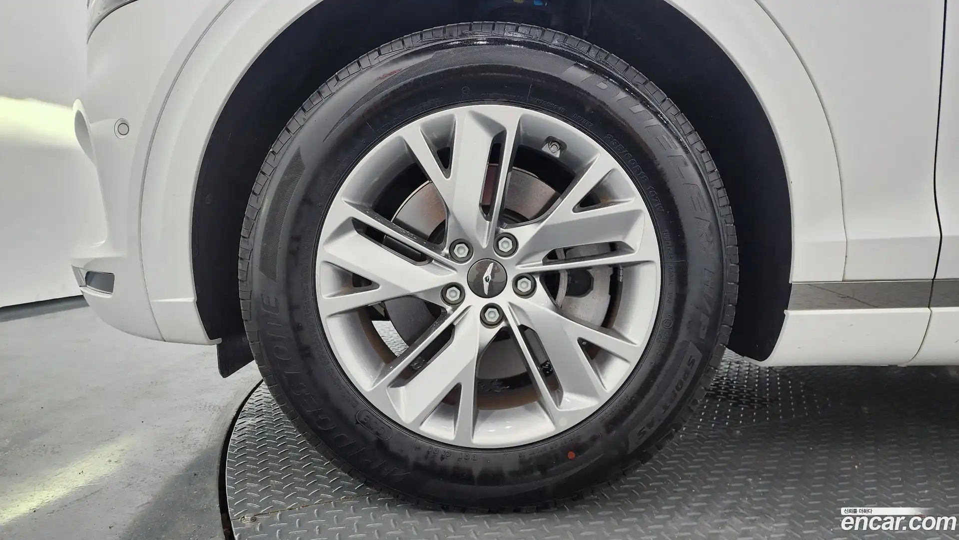 GV70 Genesis 2021.6-OUTER-005