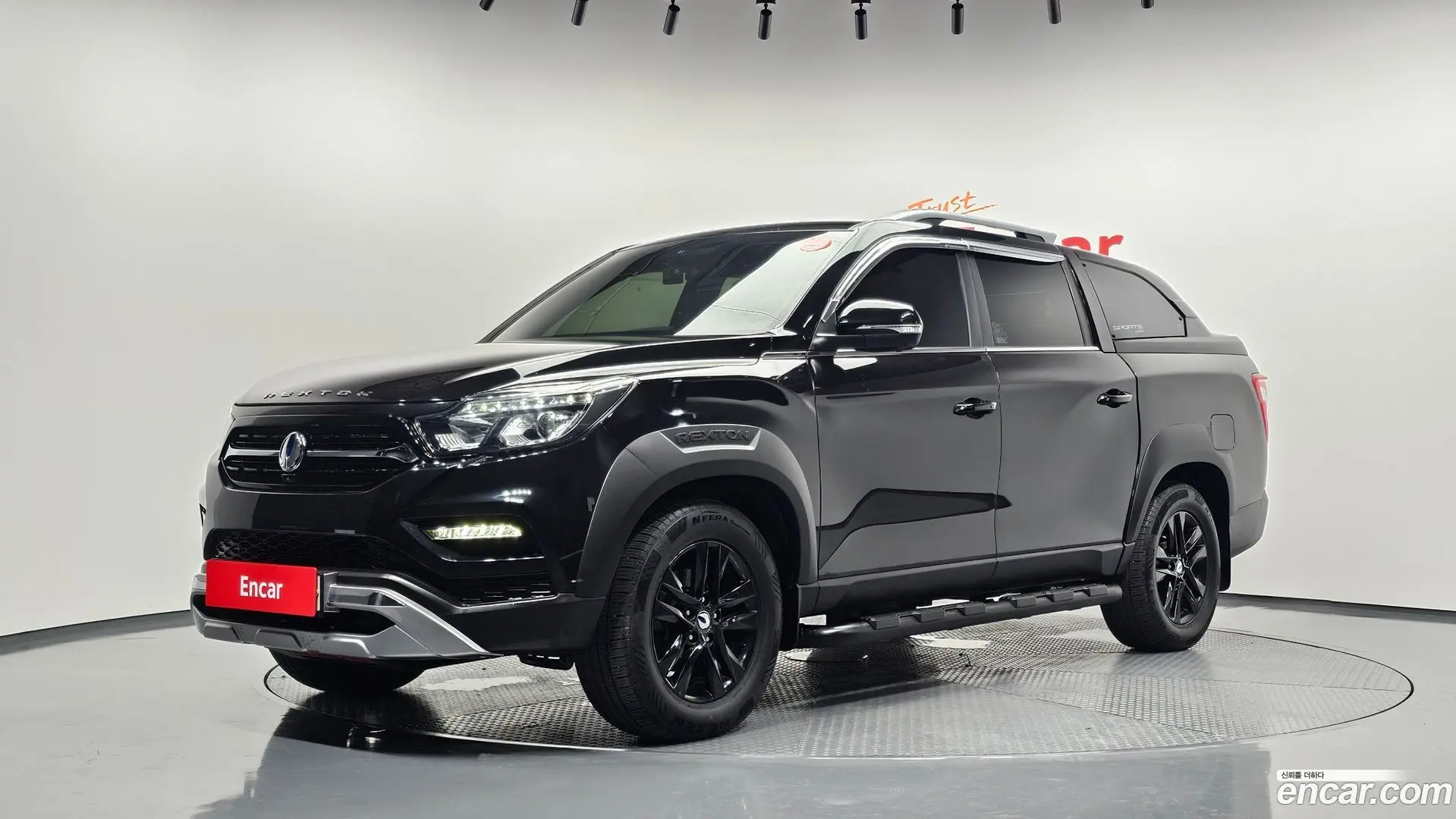 Main__Slider__Photo:Rexton KG Mobility 2021.1-0