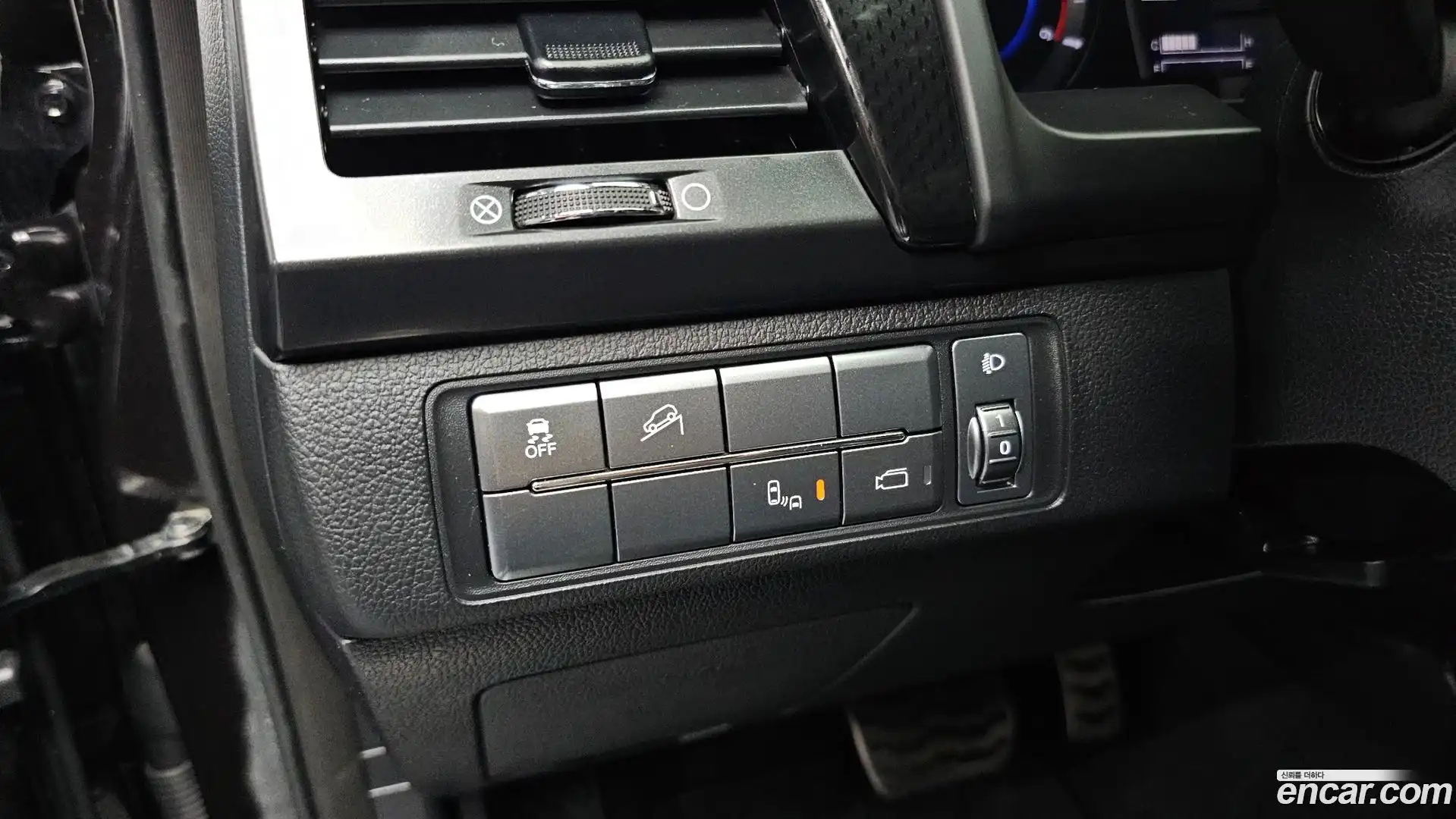 Rexton KG Mobility 2021.1-OPTION-023