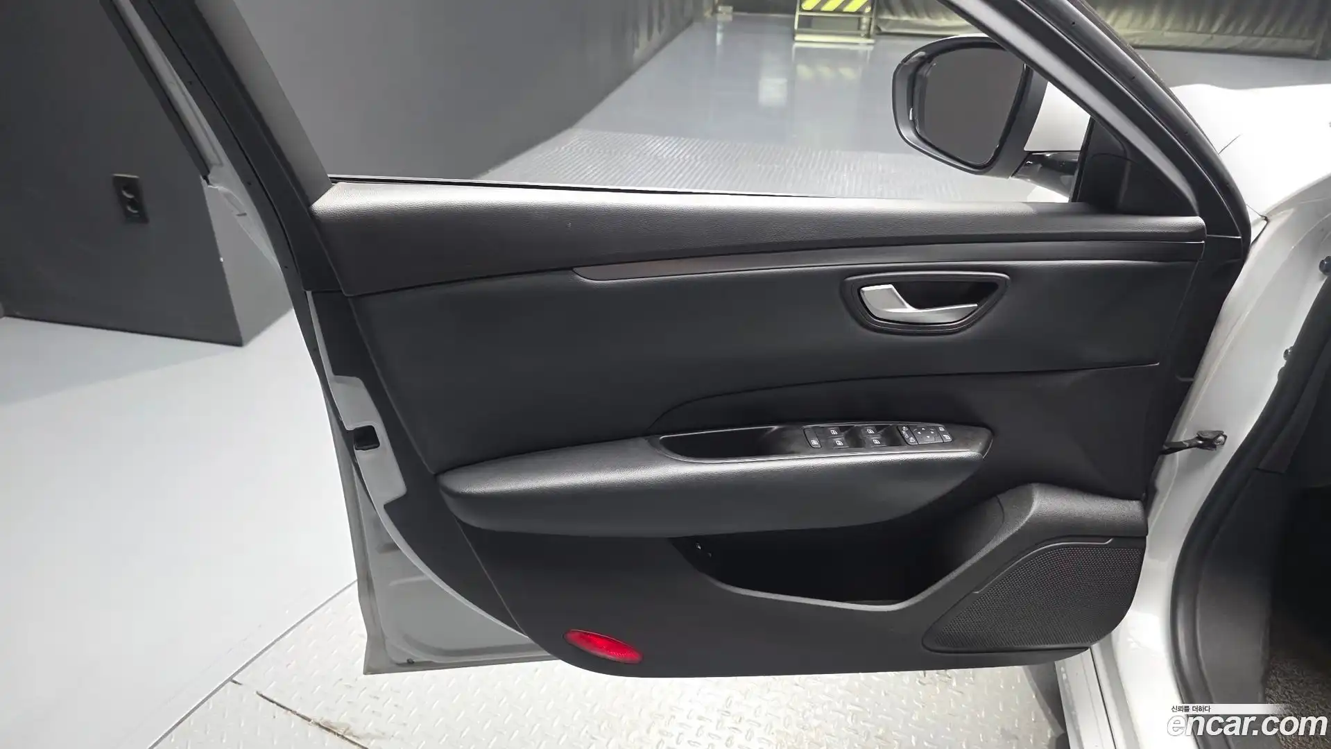SM6 Renault Korea 2022.6-INNER-034