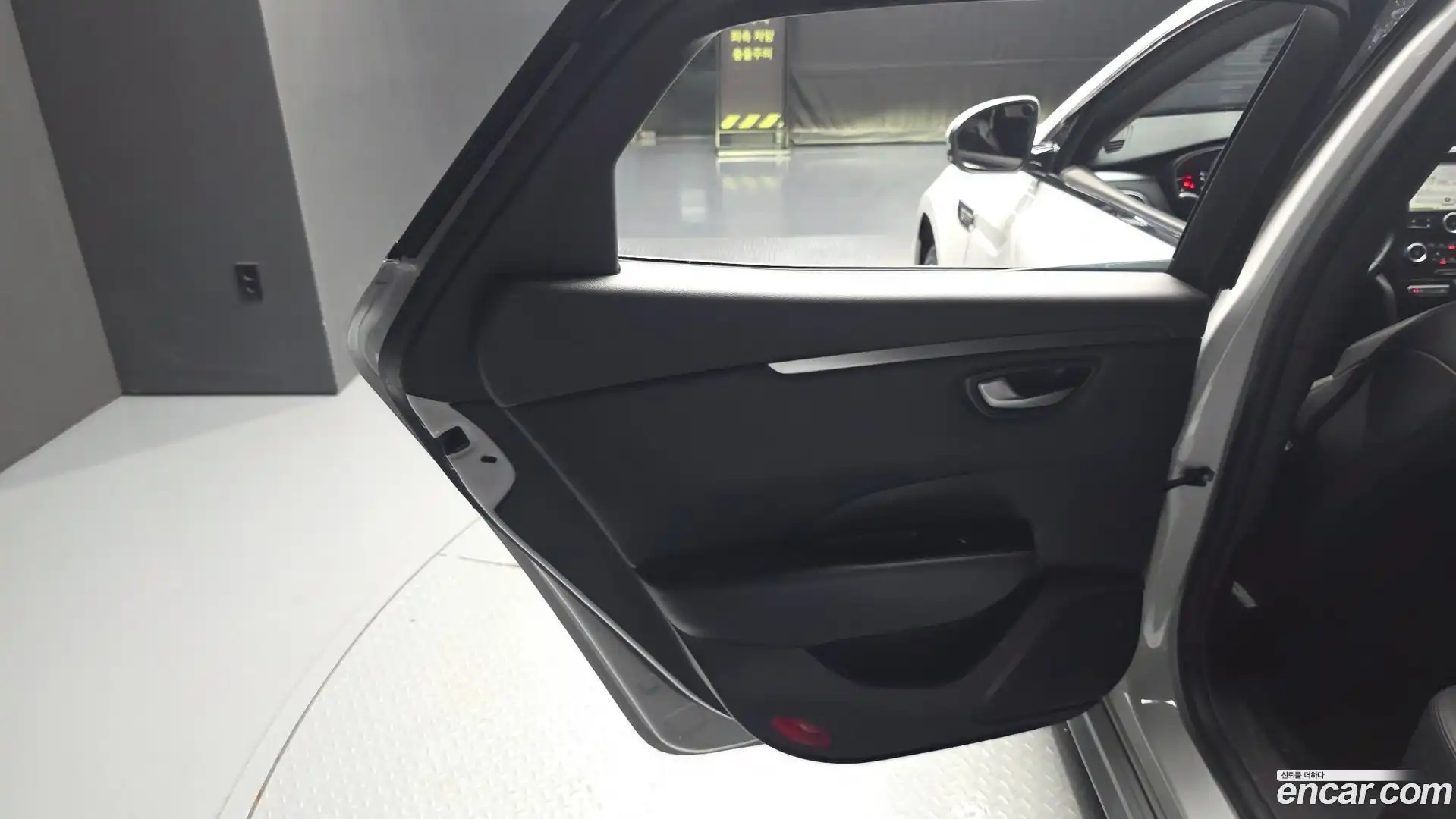 SM6 Renault Korea 2022.6-INNER-035