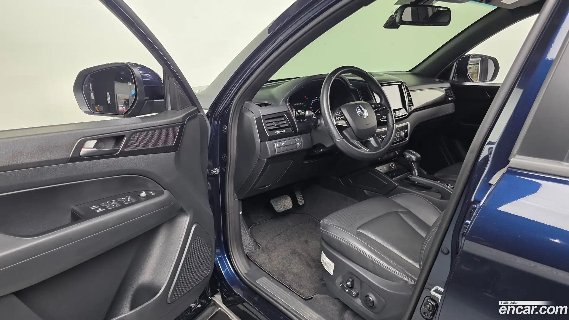 Rexton KG Mobility 2020.7-INNER-010