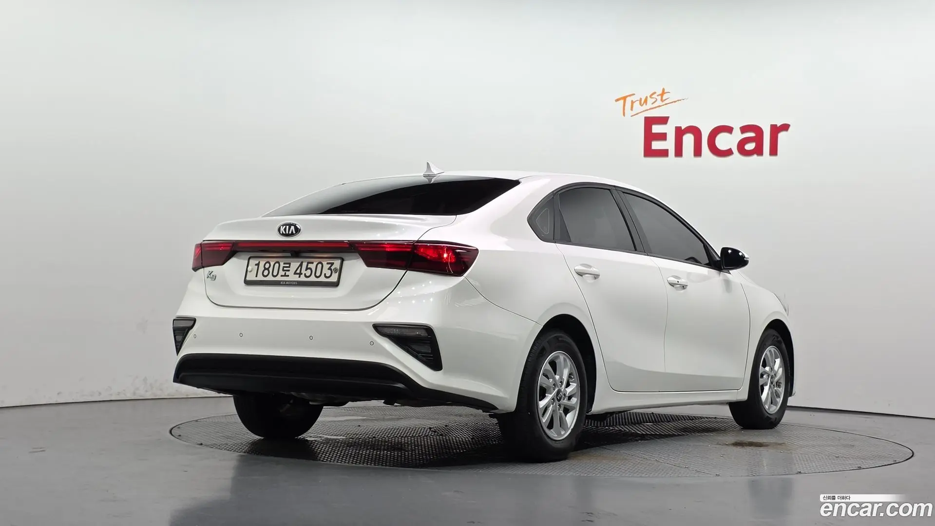 Main__Slider__Photo:K3 Kia 2019.4-1
