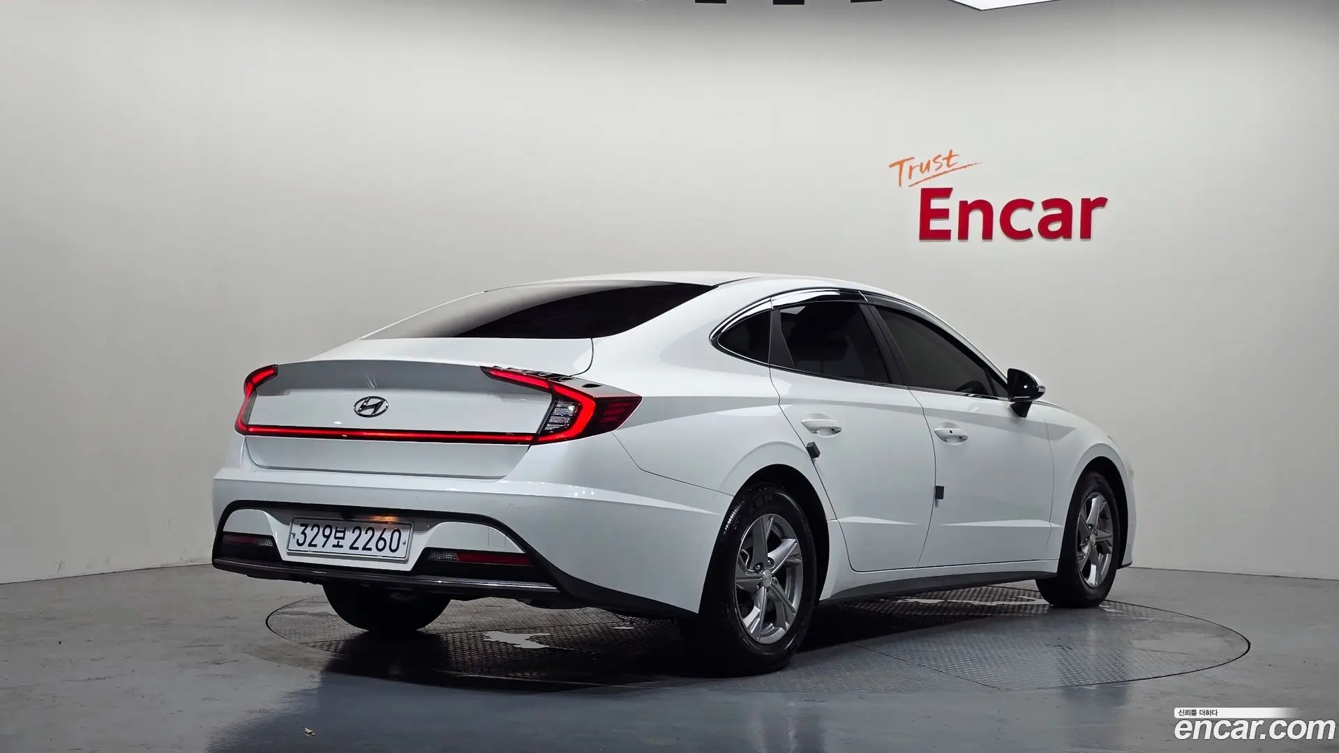 Main__Slider__Photo:Sonata Hyundai 2022.4-1