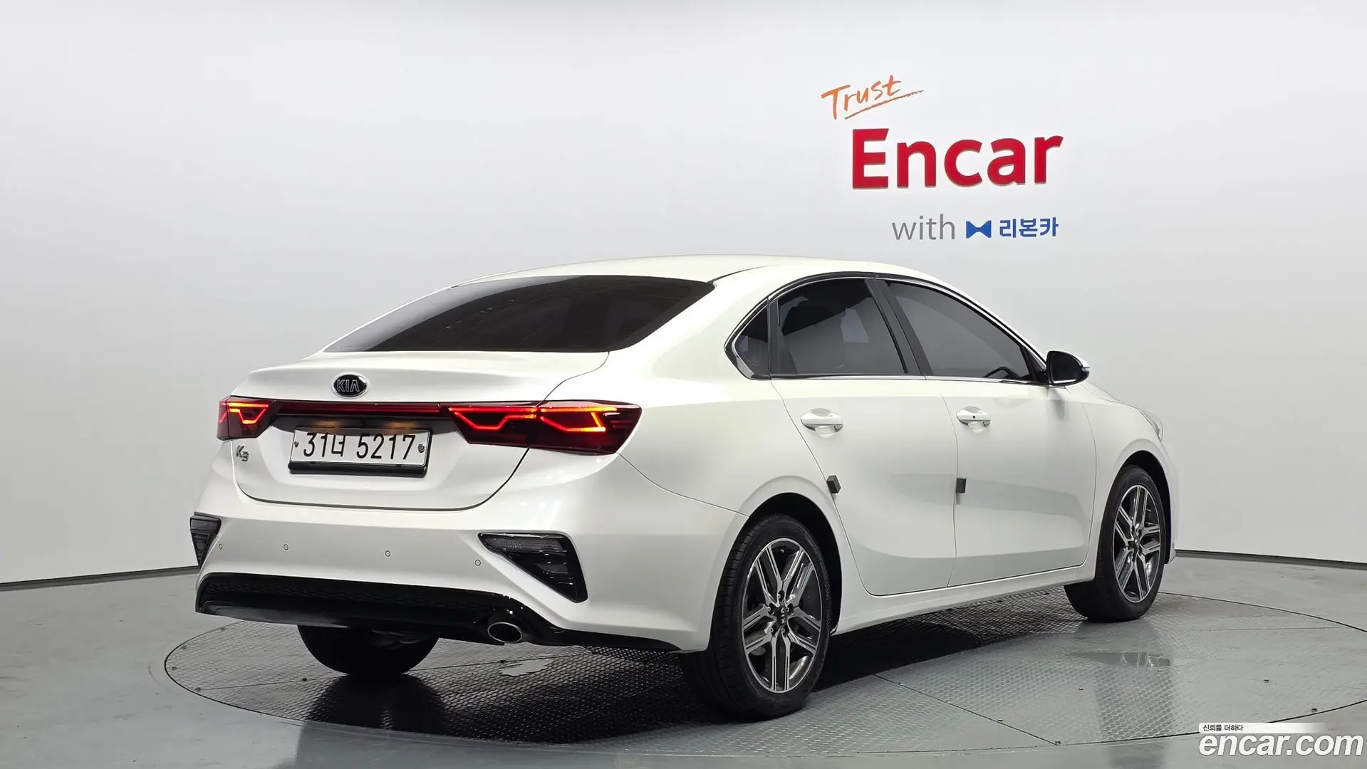 Main__Slider__Photo:K3 Kia 2019.5-1