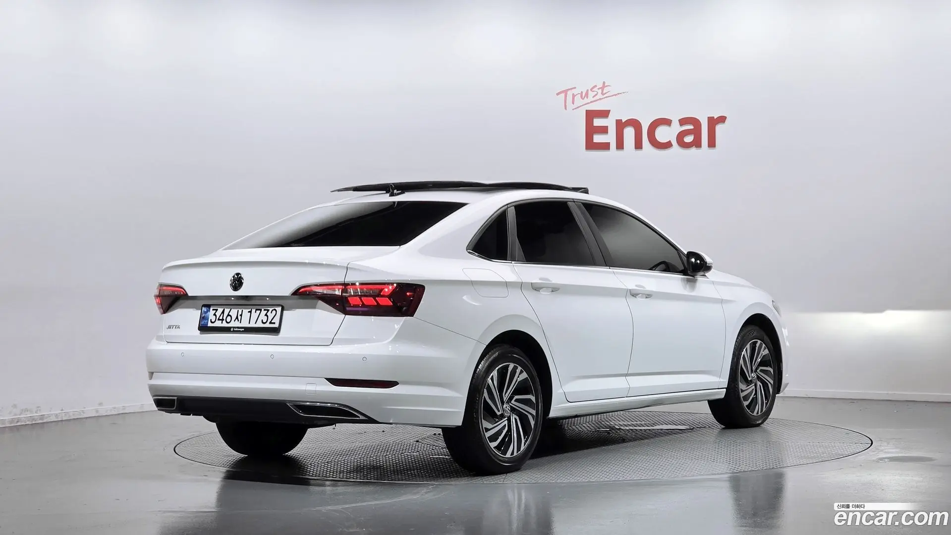 Main__Slider__Photo:Jetta Volkswagen 2021.11-1