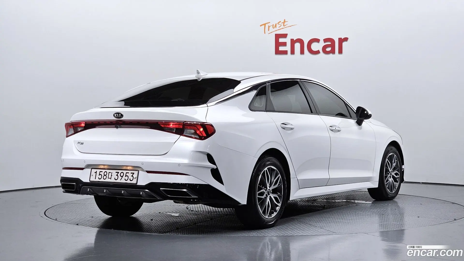 Main__Slider__Photo:K5 Kia 2020.3-1