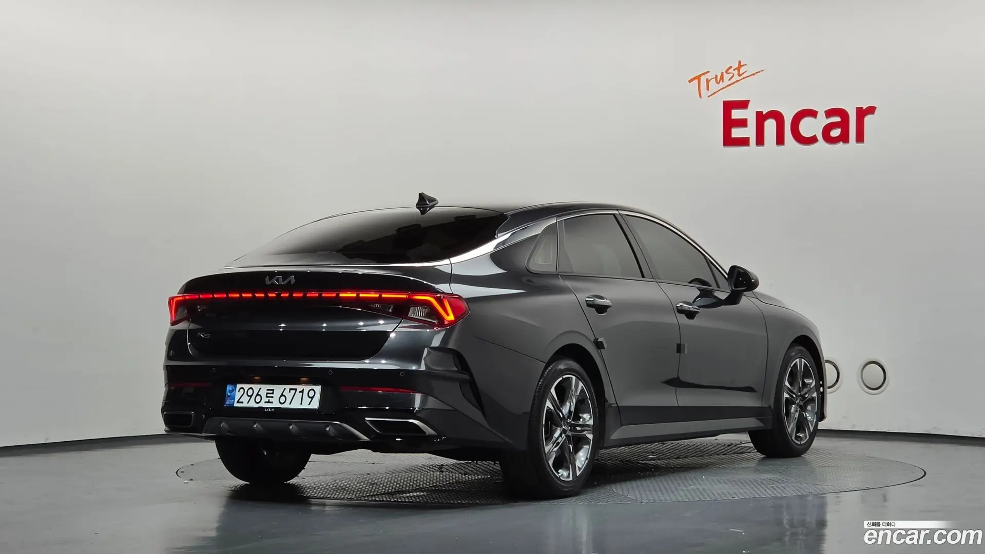 Main__Slider__Photo:K5 Kia 2021.10-1