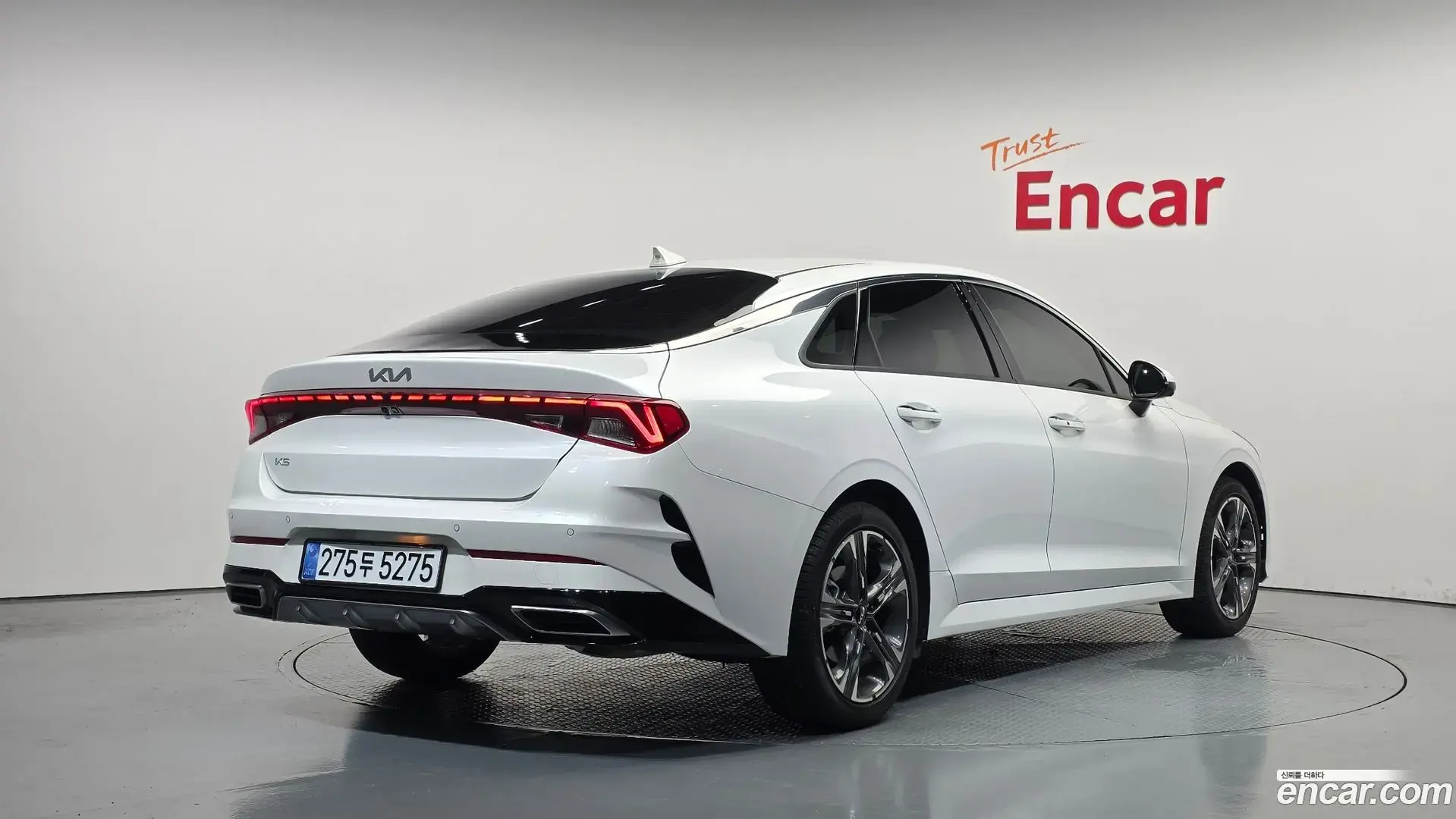 Main__Slider__Photo:K5 Kia 2023.8-1