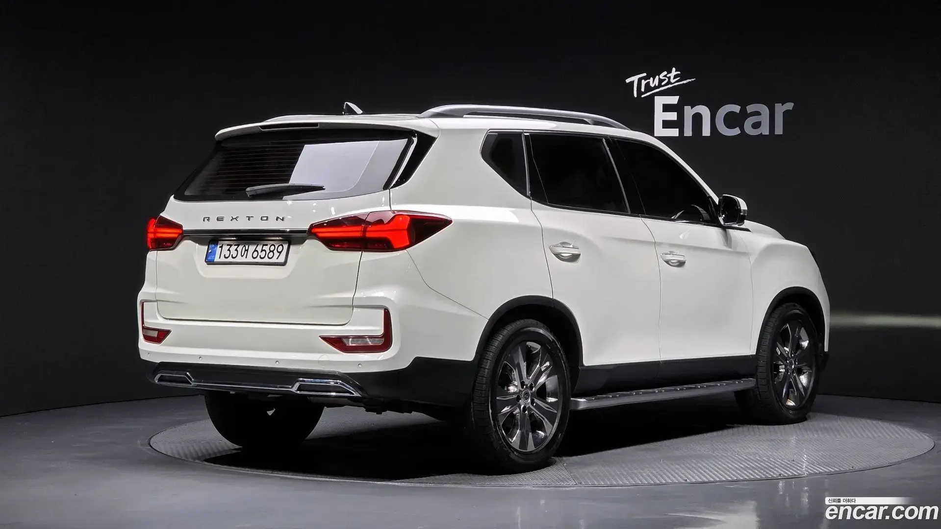 Main__Slider__Photo:Rexton KG Mobility 2021.0-1