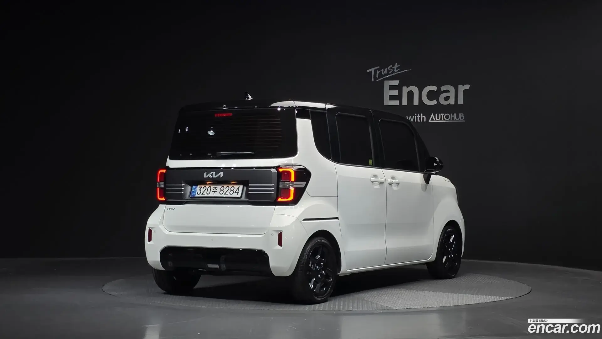 Main__Slider__Photo:RAY Kia 2024.5-1